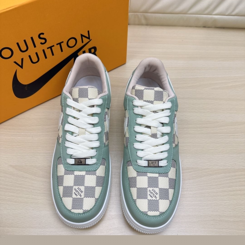 l**is V*t*n sneakers